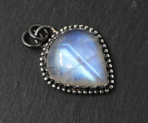 Sterling Silver Silversmith Rainbow Moonstone (SP-5281) - Beadspoint