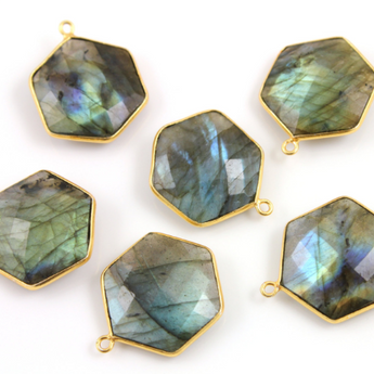 Labradorite Faceted Hexagon Bezel, (BZC9025/LAB/NEW) - Beadspoint