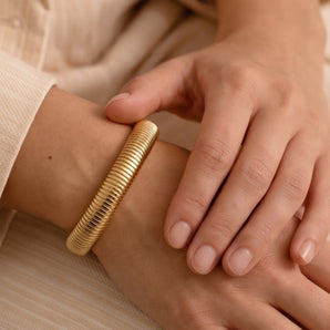 14K Solid Gold Tubogas Bracelet (14K-BR-172-10-030)
