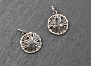 Sterling Silver handmade Sand Dollar Charms, (AF-913) - Beadspoint