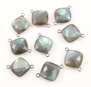 Labradorite  Labradorite Cushion Shape Bezel, (Lab/Cnt/2003) - Beadspoint