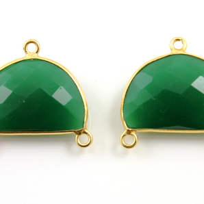 Green Onyx Half Moon Shape Connector , (BZC9041/GNX/CNT) - Beadspoint