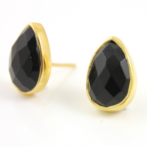 Black Onyx Ear Studs w/ Ear Nuts, ST/BNX/02) - Beadspoint