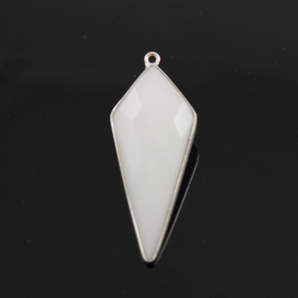 White Onyx Faceted Arrowhead Bezel, (SSBZC9021/WNX) - Beadspoint