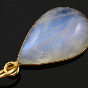 Rainbow Moonstone Smooth Bezel Pendant, (RNM-A-15) - Beadspoint