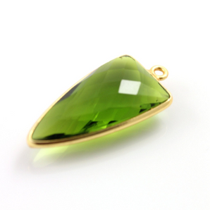 Peridot Quartz Faceted Arrowhead Bezel, (BZC9054/PER) - Beadspoint