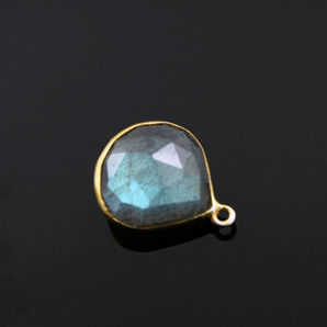 Labradorite Faceted Heart Bezel, (LABZC1002) - Beadspoint