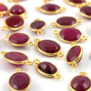 Dyed Red Ruby Faceted Oval Connector,(BZCT7302-A) - Beadspoint