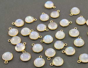 Rainbow Moonstone Round Cabochon vermeil Bezel, (RNM-COIN-01) - Beadspoint