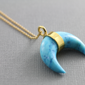 Turquoise Crescent Moon Electroplated Horn Pendant, (BZC-9062) - Beadspoint