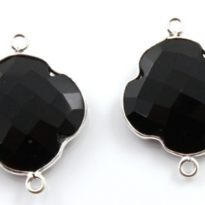 Black Onyx Faceted Clover Connector,(SSBZC8025) - Beadspoint