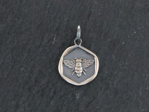 Sterling Silver Bee Disc Charm -- (AF-239) - Beadspoint