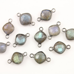 Labradorite Faceted Cushion Connector, (Lab/CNT/2004) - Beadspoint