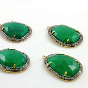 Green Onyx with White Sapphire Pendant, 1 Piece (GRXWTZ-A202) - Beadspoint