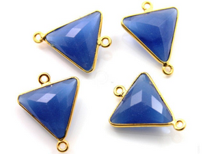Blue Sapphire Chalcedony Faceted Triangle Bezel Connector, (BZC7578) - Beadspoint