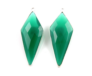 Green Onyx Faceted Long Triangle Bezel, (SSBZC9021/GNX) - Beadspoint
