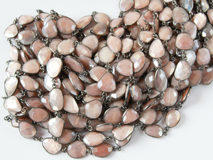 Peach Moonstone Faceted Oval Chain, (GMC-PMN-14x11 ) - Beadspoint