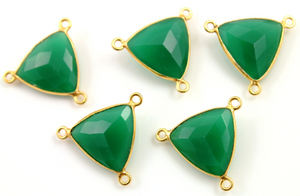 Green Onyx Faceted Triangle Bezel,--BZC-9083-GNX - Beadspoint