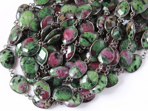 Ruby Zoisite Faceted Oval Chain, (BZC-RZT-18x15) - Beadspoint