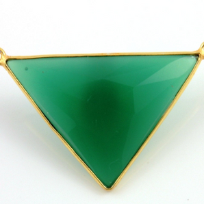 Green Onyx Arrow Head/Triangle Bezel, (BZC9016/GNX) - Beadspoint