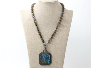 Labradorite Faceted 8 mm Round, Silk Hand Knotted w/ Pave Diamond Clasp, (DCHN-29) - Beadspoint