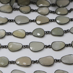 Grey Moonstone Cushion Bezel Chain, (BC-GMN-239) - Beadspoint