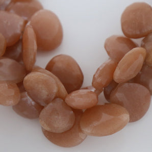 Peach Moonstone Faceted Heart Drops (PMS/HRT/10) - Beadspoint