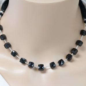 Black Onyx Faceted Cube Beads, 8 mm, Rich Color, Onyx Gemstone Beads, (BONx-CUBE-8)(115)