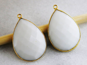 Gold Plated Faceted Pear Bezel, 23x31 mm (BZC-7294) - Beadspoint