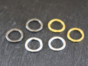 4 PCS Sterling Silver Hammered Rings, 10 mm (LC-54-A) - Beadspoint