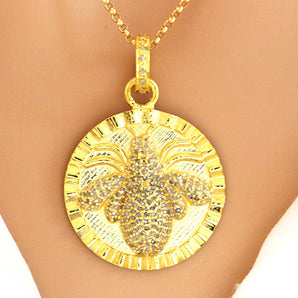 Pave Diamond Queen Bee Disc Pendant, (DPM-1213)