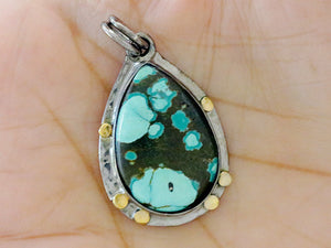 Sterling Silver Kingman Turquoise Antique Style Peardrop Artisan Handcrafted Pendant w/ Gold Granulation, (SP-5557)