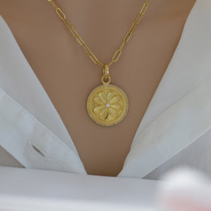 Pave Diamond Lucky Four Leaf Fluted Medallion Pendant, (DPM-1177)