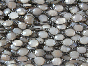 Moonstone Cream Color 9 x 12 mm Oval Bezel Chain, (BC-MNS-260) - Beadspoint