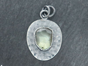 Sterling Silver Artisan Labradorite Pendant, (SP-5299) - Beadspoint