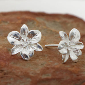 Sterling Sterling Silver Flower Stud Earrings, Minimal Post Earrings, Tiny Flower Studs, 2 Finish Available, (EAS-036)