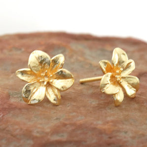 Sterling Sterling Silver Flower Stud Earrings, Minimal Post Earrings, Tiny Flower Studs, 2 Finish Available, (EAS-036)