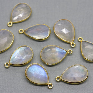 Gold Plated Rainbow Moonstone Faceted Pear Bezel, 17-18X13 mm, (BZC-2042) - Beadspoint