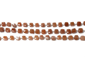 Natural Peach Moonstone Faceted Cube, 7-8 mm, Rich Color, Moonstone Gemstone Beads, (PMN-CUB-7-8)(460)