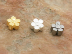 4 Pcs of Sterling Silver Daisy Flower Beads, 5mm, 3 Finishes, (8247-TH)