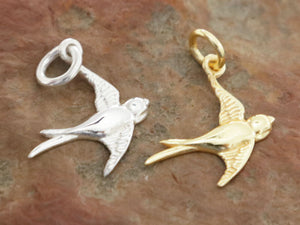 2 Pcs of Sterling Silver Flying Bird Charm, 15x17mm, 2 Finishes (8265-TH)