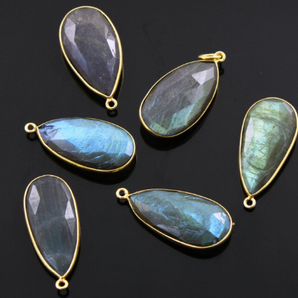 Labradorite Faceted Pear Bezel, (LBZC01-C) - Beadspoint