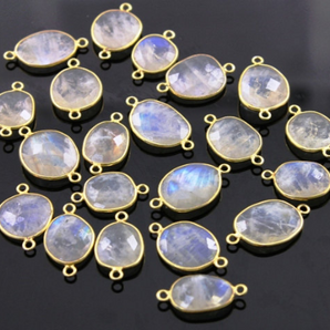 Rainbow Moonstone Faceted Oval Bezel Connector, (RNM15x17) - Beadspoint