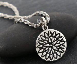 Sterling Silver Daisy SunFlower Charm -- SS/CH4/CR158 - Beadspoint