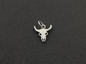 Sterling Silver horn Charm -- SS/CH10/CR38 - Beadspoint