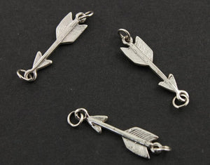Sterling SIlver Arrow head Charm  -- SS/CH7/CR55 - Beadspoint