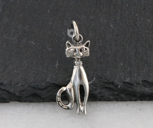 Sterling Silver Artisan Cat Charm  -- SS/CH7/CR106 - Beadspoint
