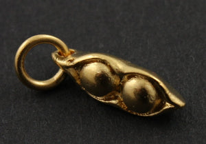 24K Gold Vermeil Over Sterling Silver Pea in a Pod Charm   -- VM/CH4/CR63 - Beadspoint